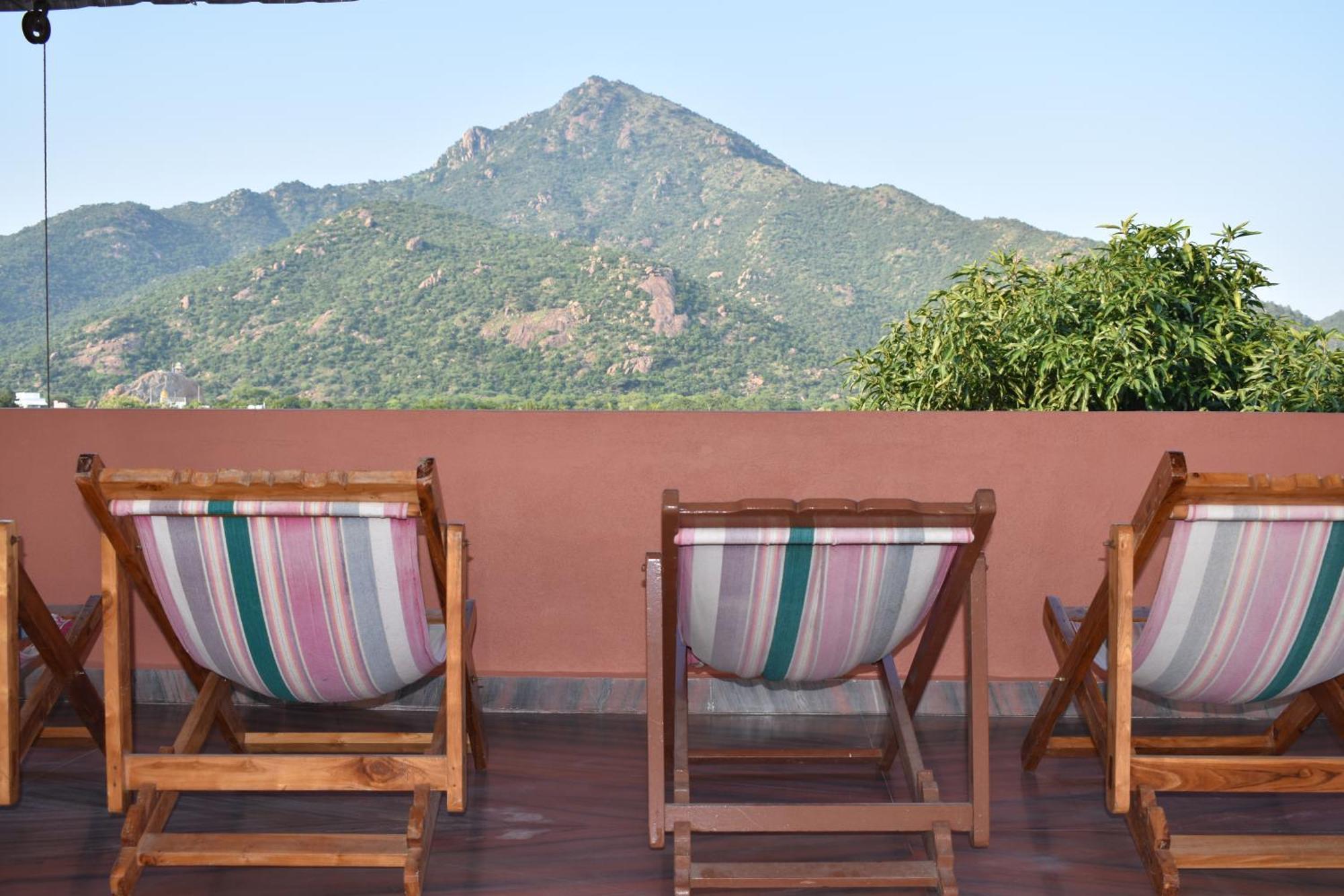 Rainbow Guest House Tiruvannāmalai Exteriér fotografie