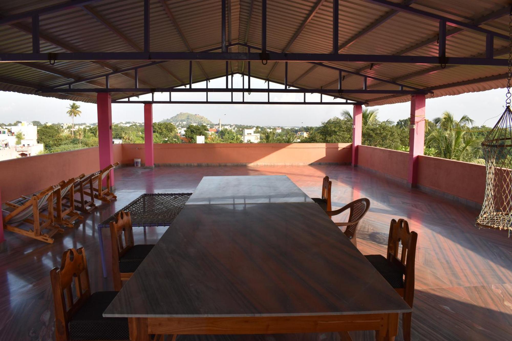 Rainbow Guest House Tiruvannāmalai Exteriér fotografie